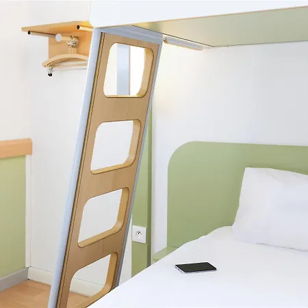 Ibis Budget Lyon Est Otel 2*