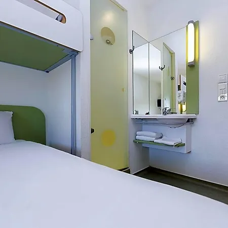 Ibis Budget Lyon Est Otel